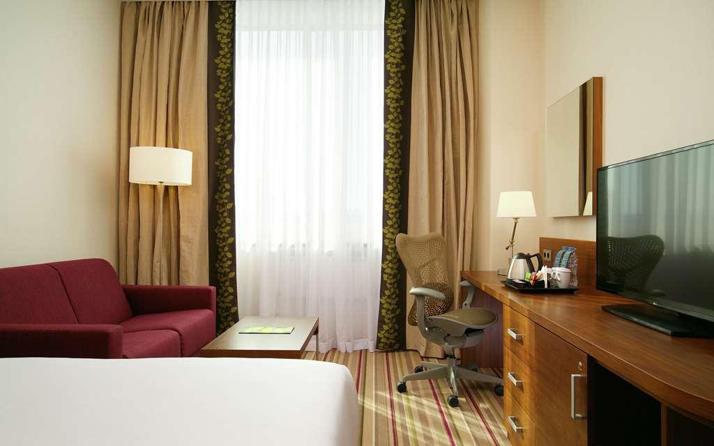 Hilton Garden Inn Wolgograd Kamer foto